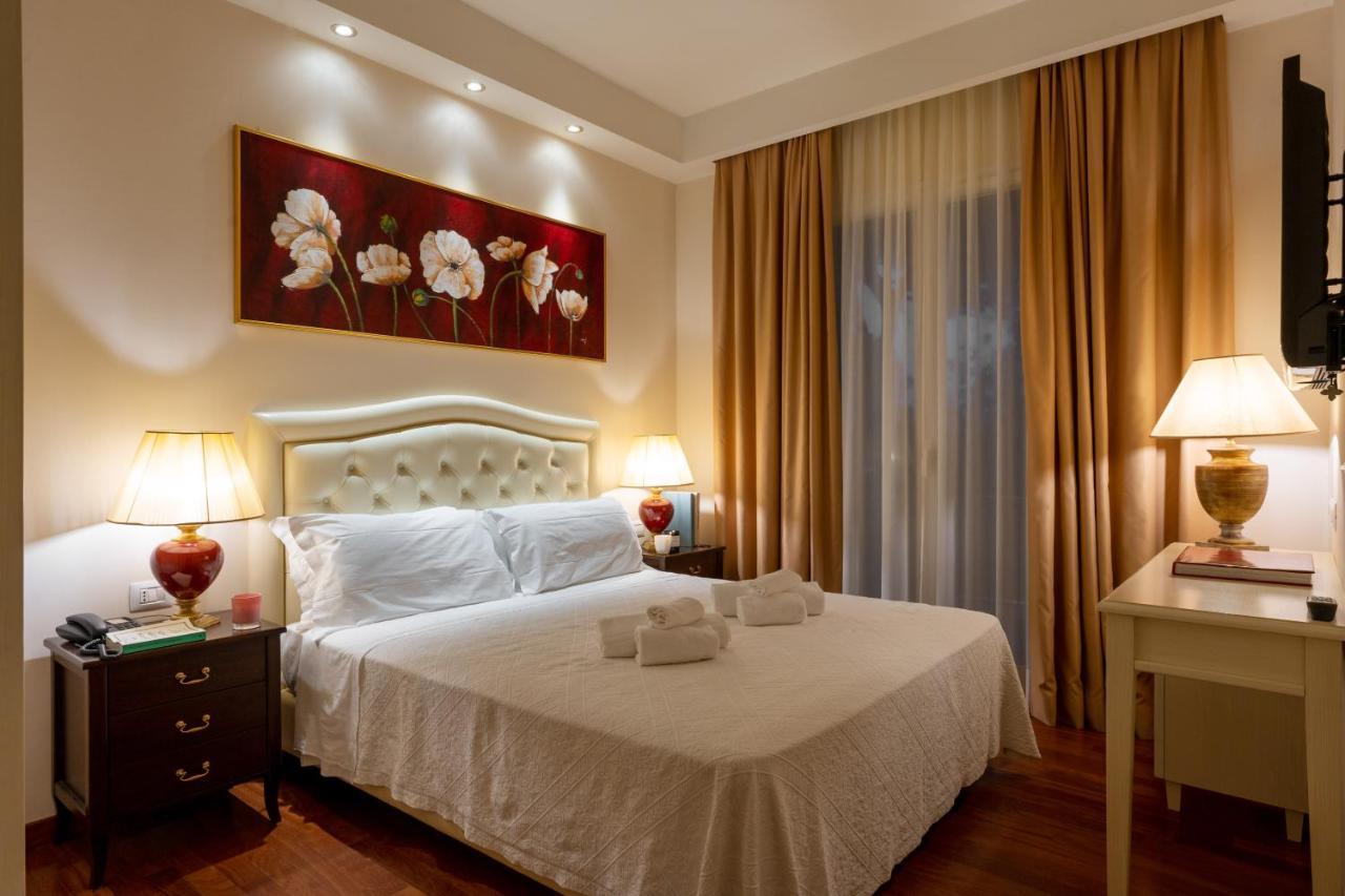 M House 4*